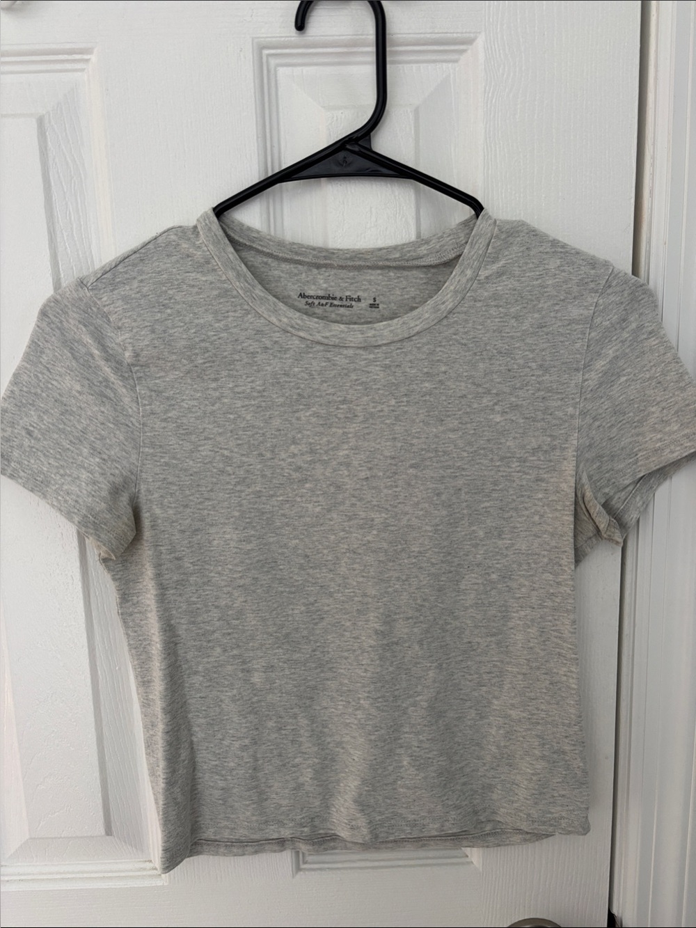 Abercrombie & Fitch Light Heather Gray Short Sleeve Tee